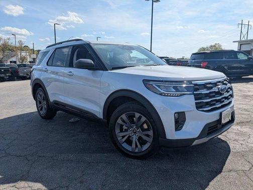 White 2026 Ford Explorer Active