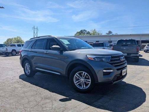 Gray Metallic 2023 Ford Explorer XLT