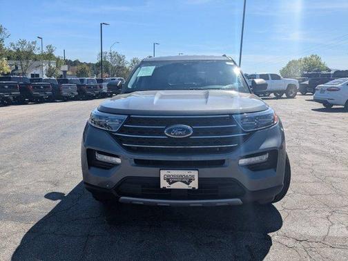 Gray Metallic 2023 Ford Explorer XLT