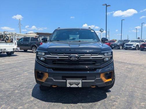 Black Metallic 2026 Ford Expedition Tremor