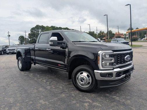 Black Metallic 2026 Ford F-350 Lariat Super Duty