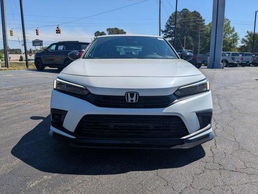 White 2024 Honda Civic Sport