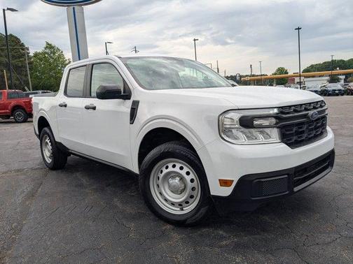 Oxford White 2022 Ford Maverick XL