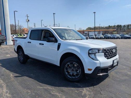 Oxford White 2026 Ford Maverick XLT