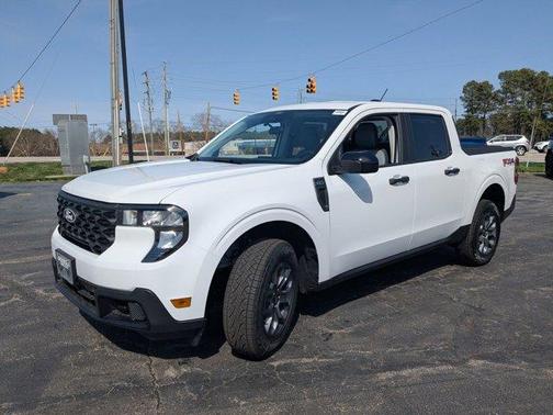 Oxford White 2026 Ford Maverick XLT