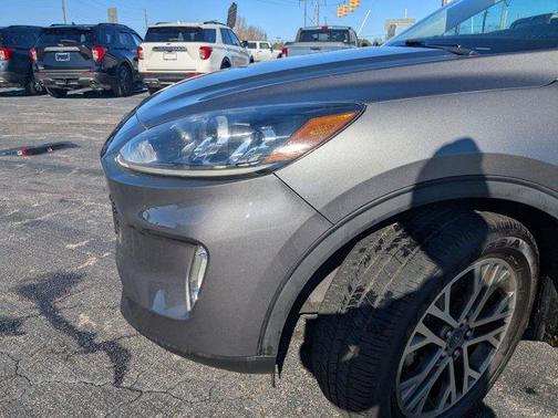 2021 Ford Escape SEL