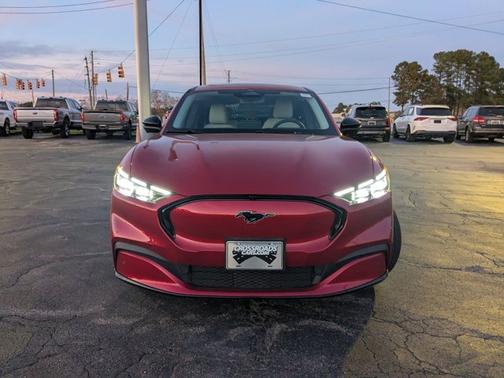 2024 Ford Mustang Mach-E PREMIUM