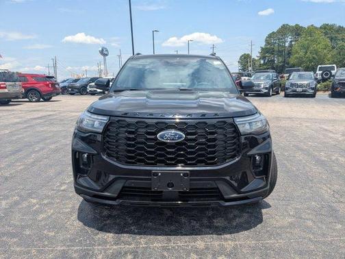 Black Metallic 2025 Ford Explorer ST-Line
