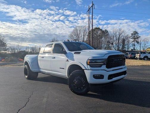 2022 RAM 3500 Limited
