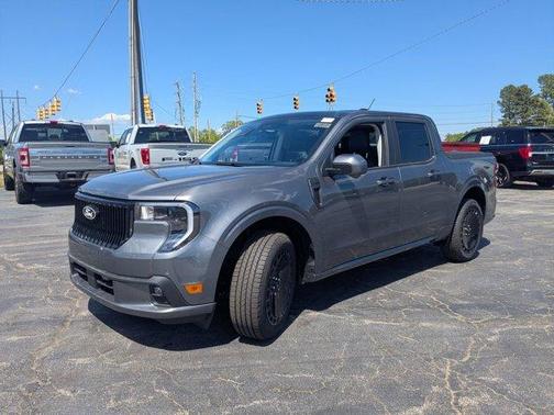 Gray Metallic 2025 Ford Maverick Lobo High