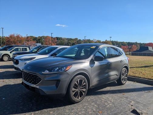 2022 Ford Escape SE