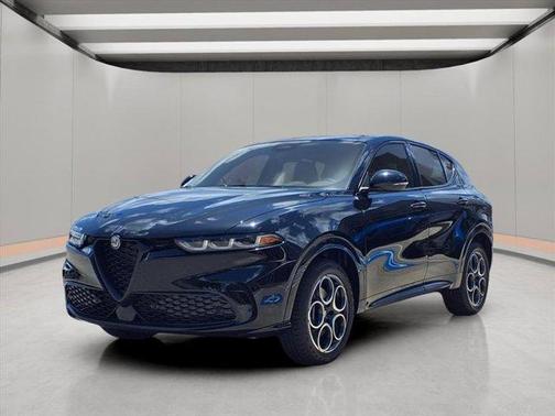 2025 Alfa Romeo Tonale Base