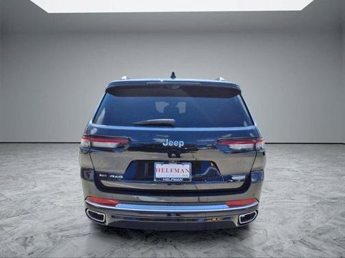 Diamond Black 2023 Jeep Grand Cherokee L Summit