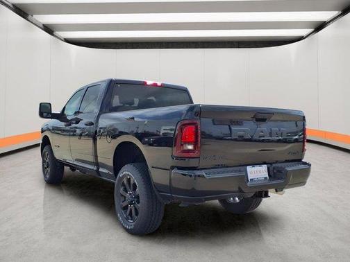 Diamond Black 2026 RAM 2500 Big Horn