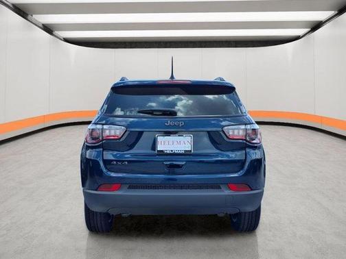 Fathom Blue Pearlcoat 2026 Jeep Compass Latitude