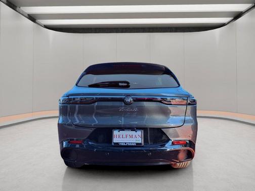 Metallic 2026 Alfa Romeo Tonale Base