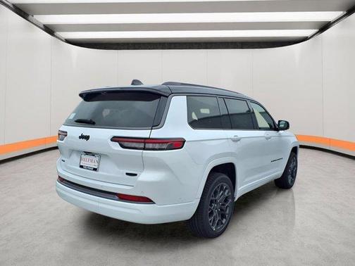Bright White Clearcoat 2026 Jeep Grand Cherokee L Summit