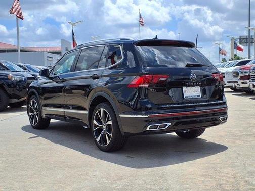 2022 Volkswagen Tiguan 2.0T SEL R-Line