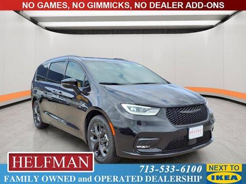 2026 Chrysler Pacifica Select