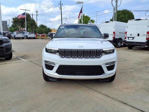 2025 Jeep Grand Cherokee Summit