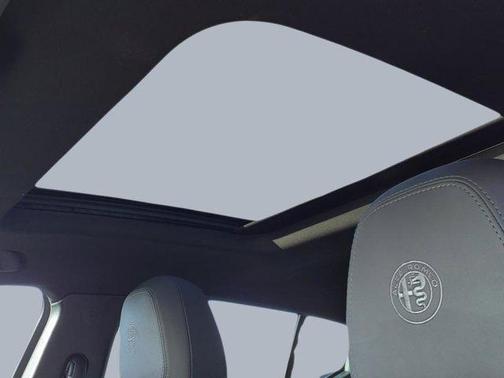 2024 Alfa Romeo Tonale Ti