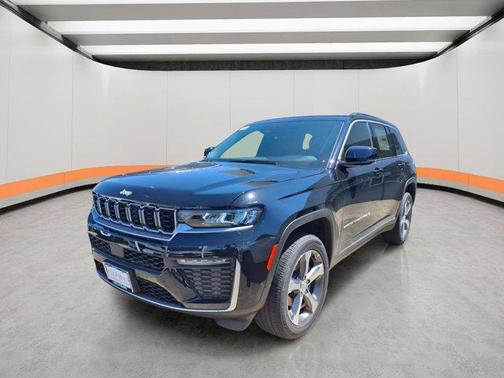 Diamond Black 2026 Jeep Grand Cherokee Limited