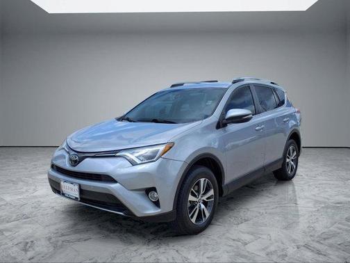 Silver Sky Metallic 2018 Toyota RAV4 XLE