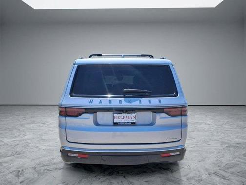 Silver Zynith 2022 Jeep Wagoneer Series II