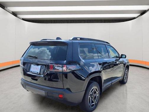 Diamond Black 2026 Jeep Cherokee LAREDO/LIMITED