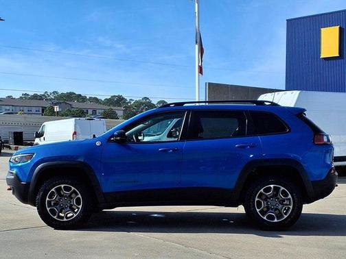 2022 Jeep Cherokee Trailhawk