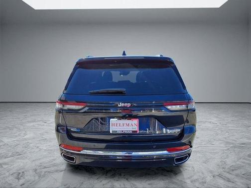 2022 Jeep Grand Cherokee 4xe Overland