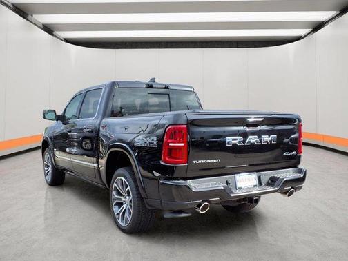 Diamond Black 2026 RAM 1500 Tungsten