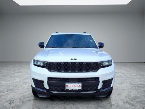 Bright White Clearcoat 2025 Jeep Grand Cherokee L Laredo