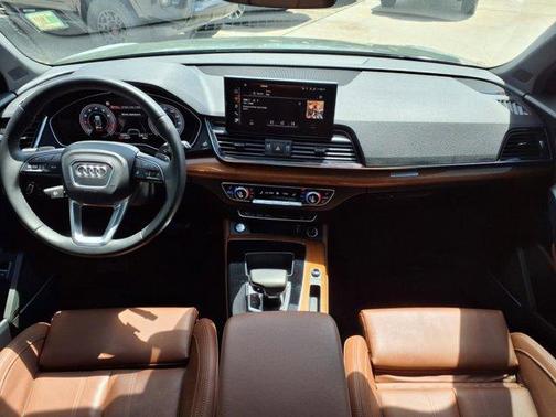 2023 Audi Q5 45 S line Premium Plus