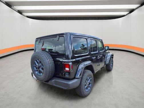 Black Clearcoat 2026 Jeep Wrangler Sport