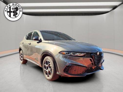 2026 Alfa Romeo Tonale Base