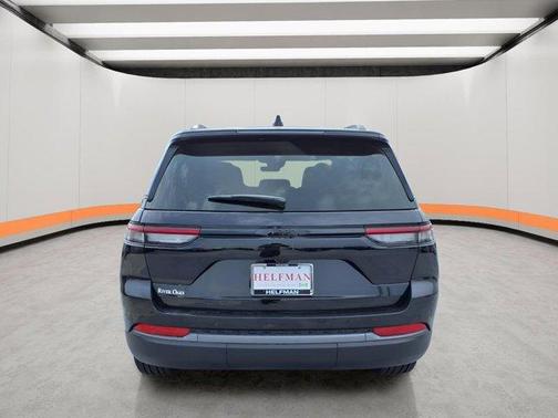 Diamond Black 2026 Jeep Grand Cherokee Limited