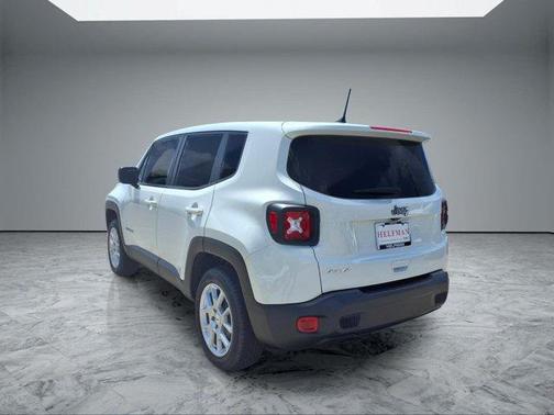 Alpine White Clearcoat 2023 Jeep Renegade Latitude