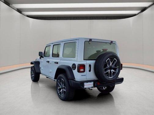 2025 Jeep Wrangler 4xe Sport