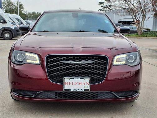 2021 Chrysler 300 Touring