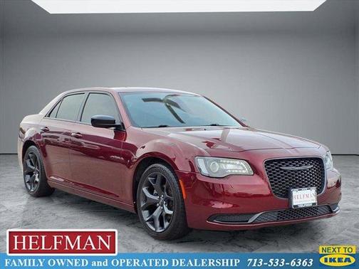 2021 Chrysler 300 Touring