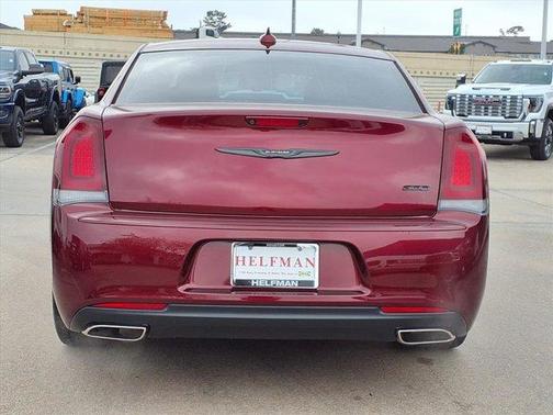 2021 Chrysler 300 Touring