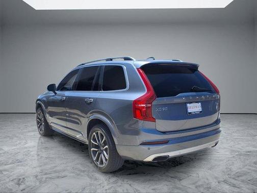 Gray 2017 Volvo XC90 T6 Momentum