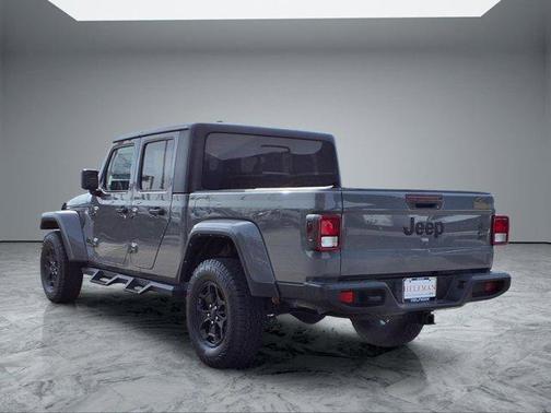 2022 Jeep Gladiator Sport