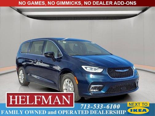 2025 Chrysler Pacifica Select