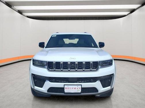 Bright White Clearcoat 2026 Jeep Grand Cherokee Limited