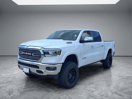 Bright White Clearcoat 2022 RAM 1500 Laramie