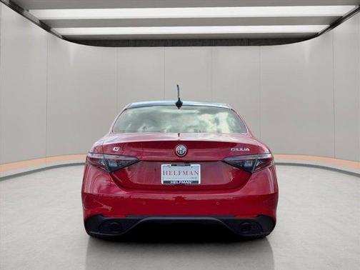2025 Alfa Romeo Giulia EDITION