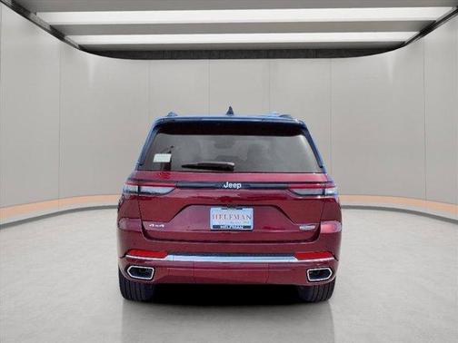 2025 Jeep Grand Cherokee Summit