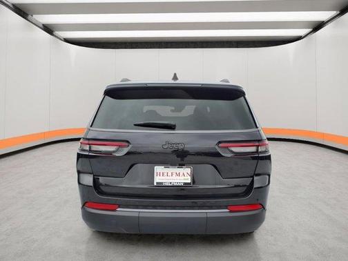 Diamond Black 2026 Jeep Grand Cherokee L Laredo